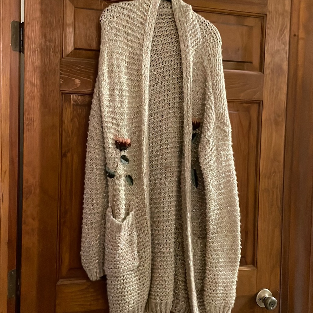 Open Sweater with floral accents